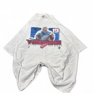 Detroit Red Wings Yzerman tshirt